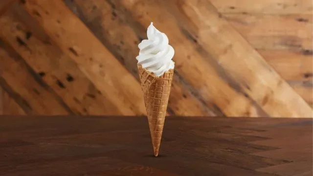 Bottomless Soft Swirl Cone new